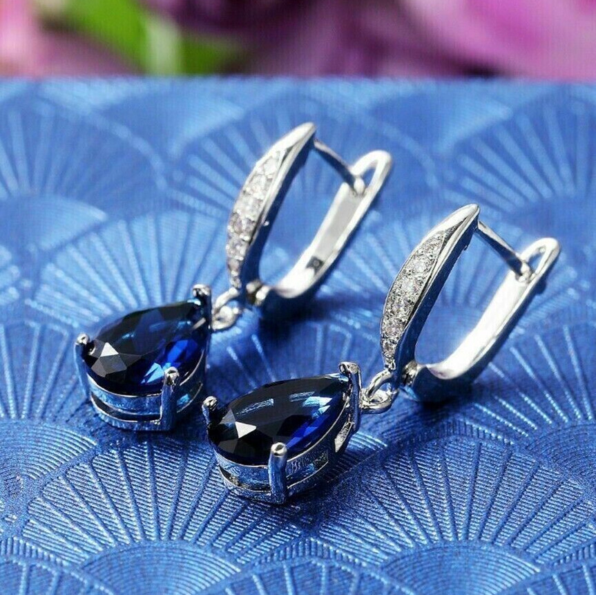 2.85 CT Simulated Sapphire Breathtaking English Lock Earring 925 Silver Plated