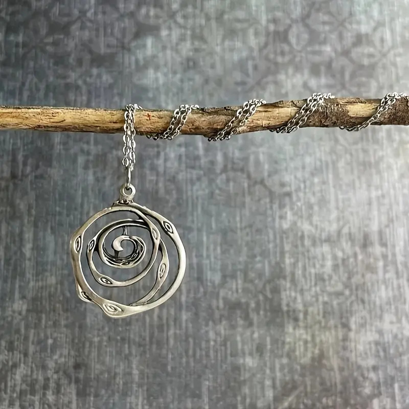 Rose Spiral Love Jewelry Vintage Silvery Retro Silver Plated Pendant Necklace