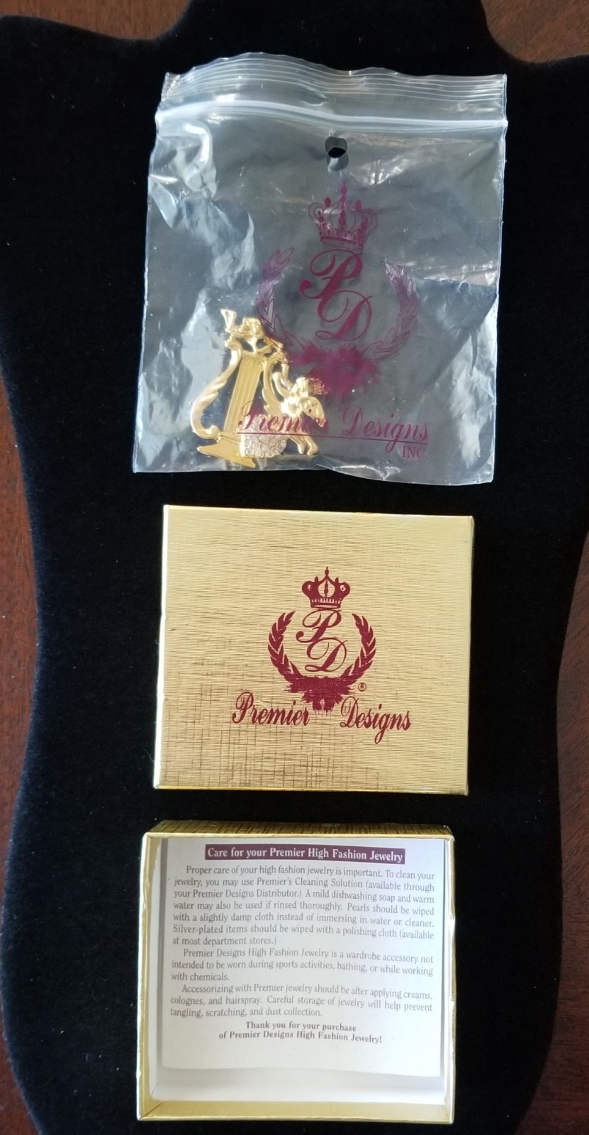 NIB Premier Designs PD Signed Harp with Angels Rhinestone Gold Tone Pin Brooch