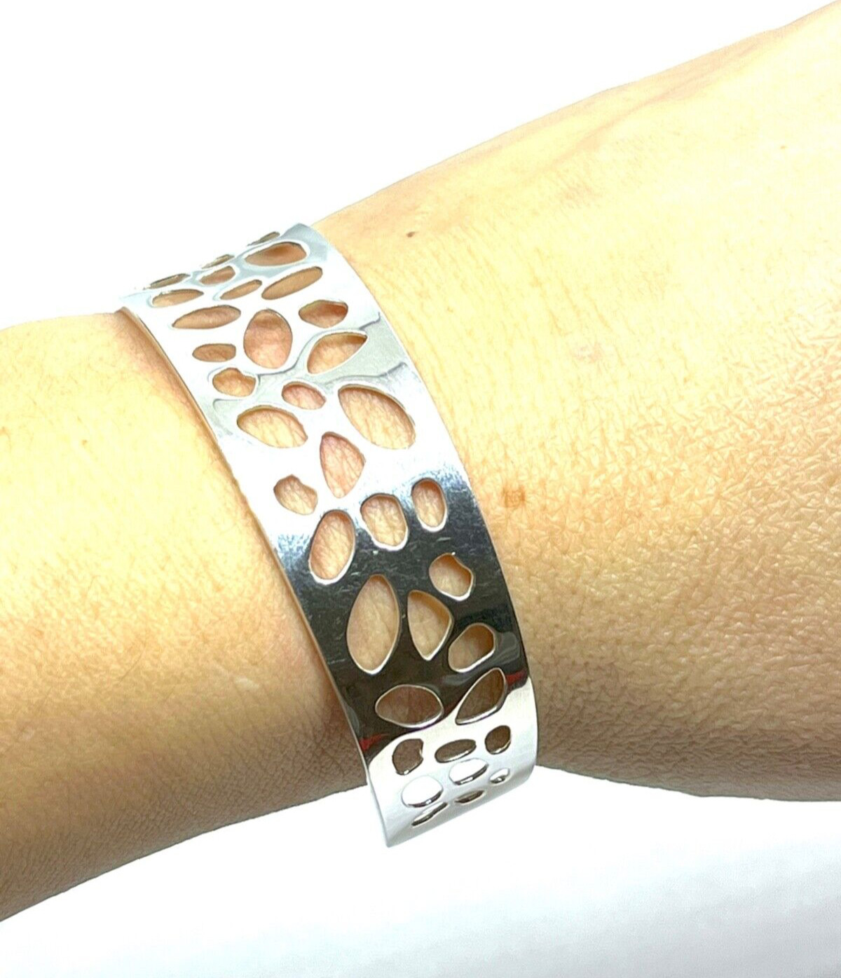 Solid Sterling Silver Wide Cuff Bracelet Bangle – 17.6 grams