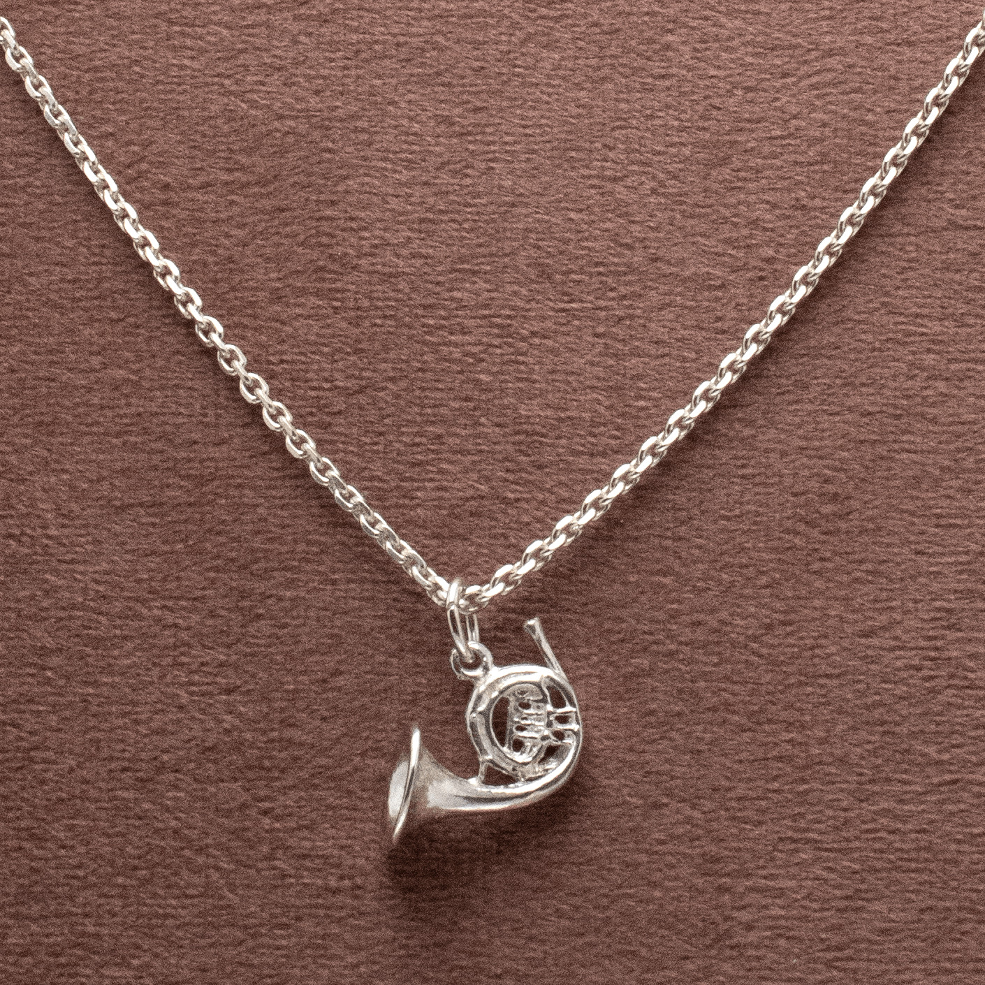 Silver necklace with 3D forest horn pendant