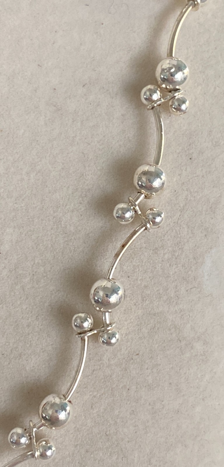 Premier Designs 18” Necklace Silver Tone Retired