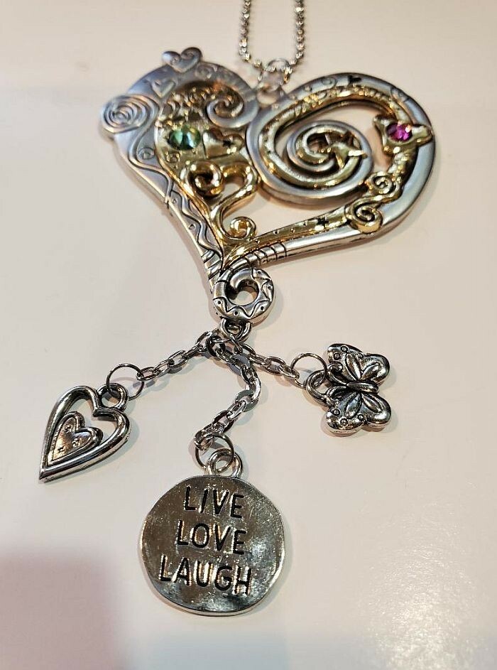 BEAUTIFUL HEART GANZ CAR CHARM WITH CHAIN FOR REAR-VIEW MIRROR