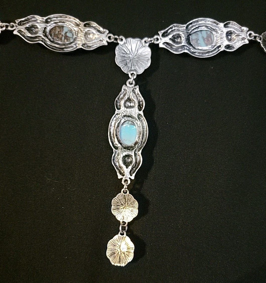 Turquoise Western style necklace Costume Jewelry Turquoise/silver V Neck Long
