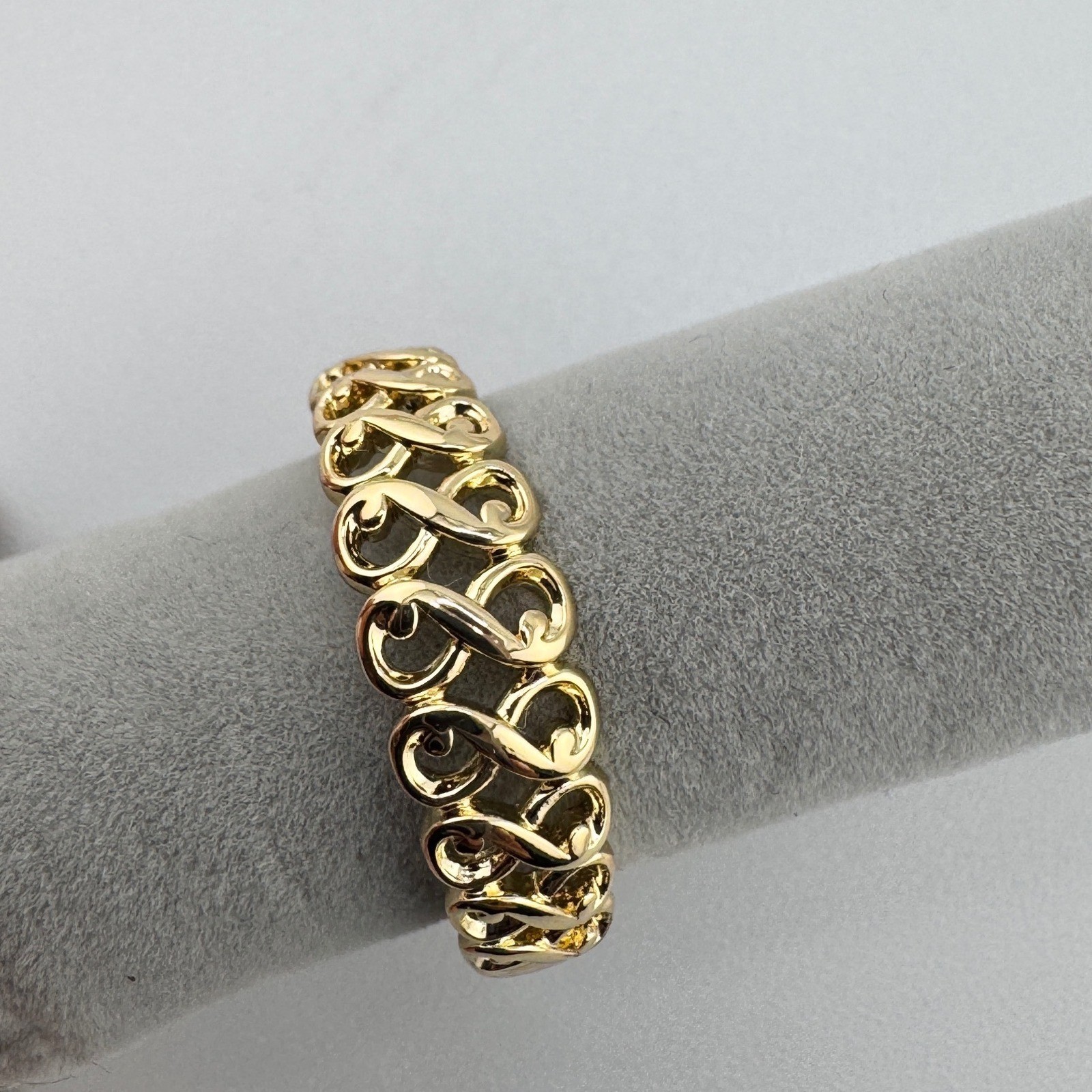 Gold Plated Band interlocking Size 10