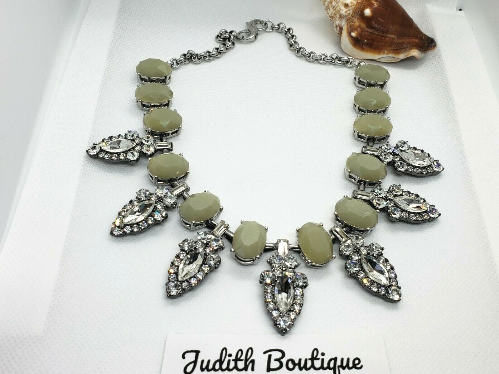 Lea Sophia CZ Dangling Short Necklace 17 ” Nwot