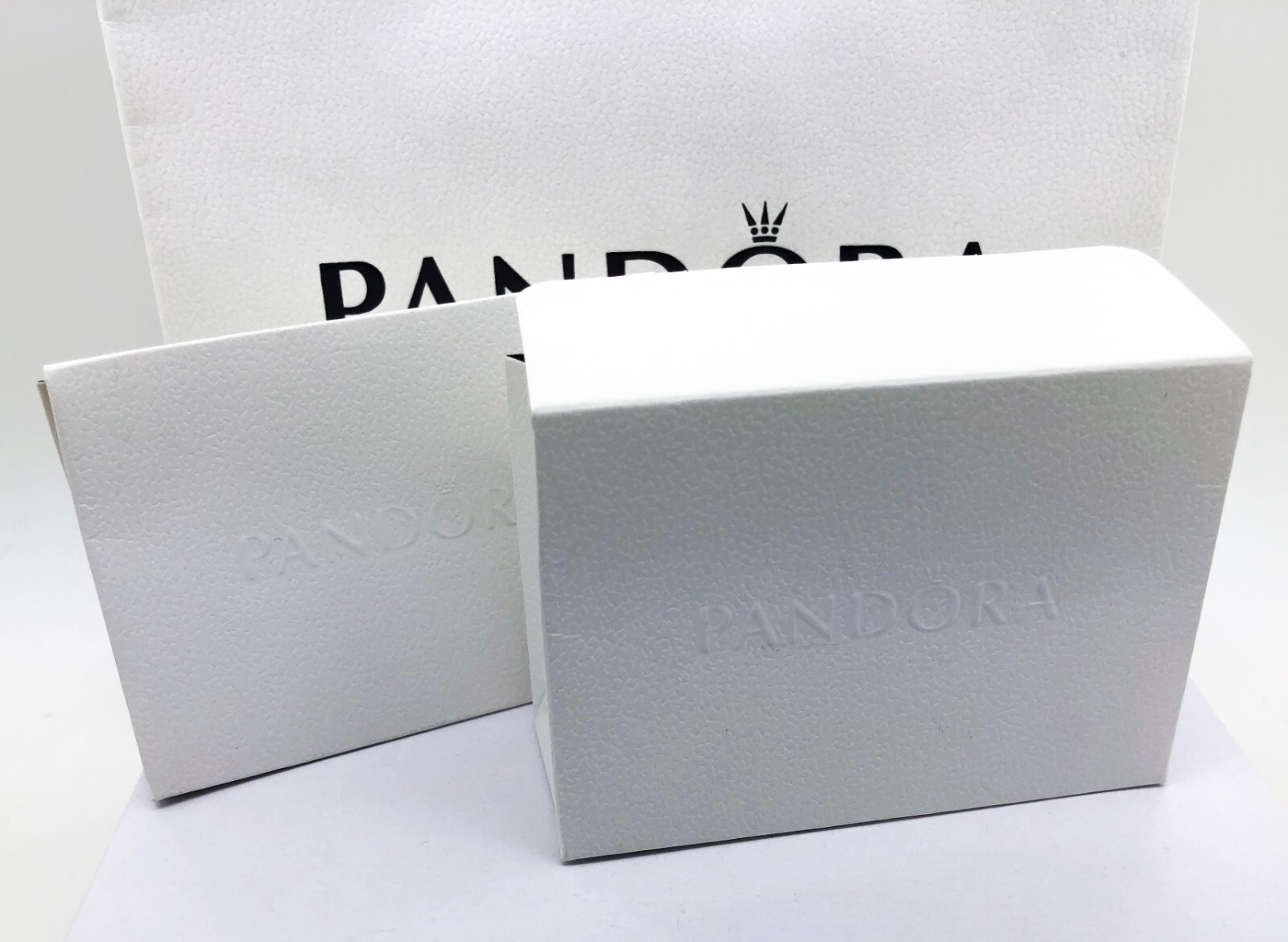 100% Authentic PANDORA 925 Marvel Hanging Spider-Man Dangle Charm 792323C01