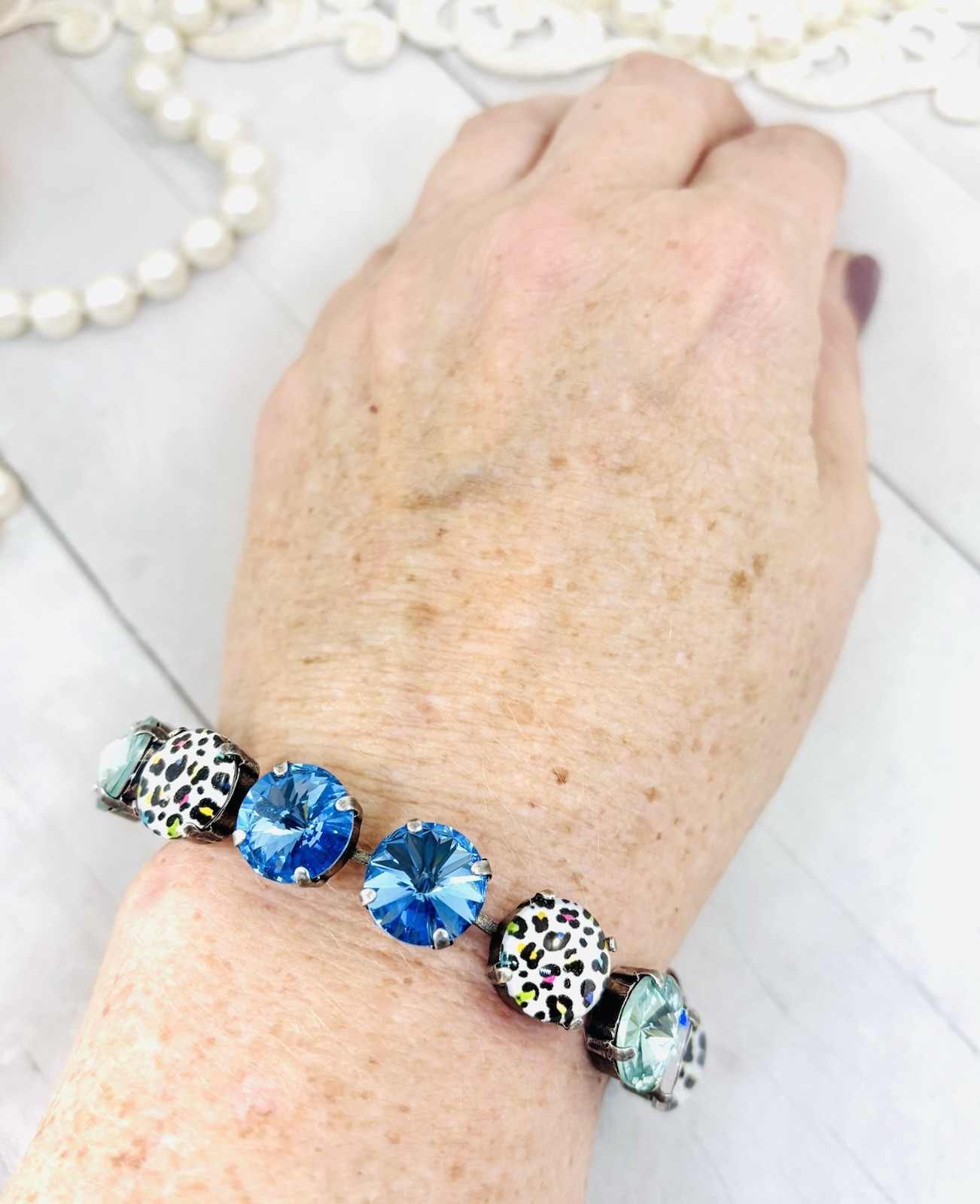 Antique Silver Plated Rainbow Leopard Cup Chain Statement Bracelet