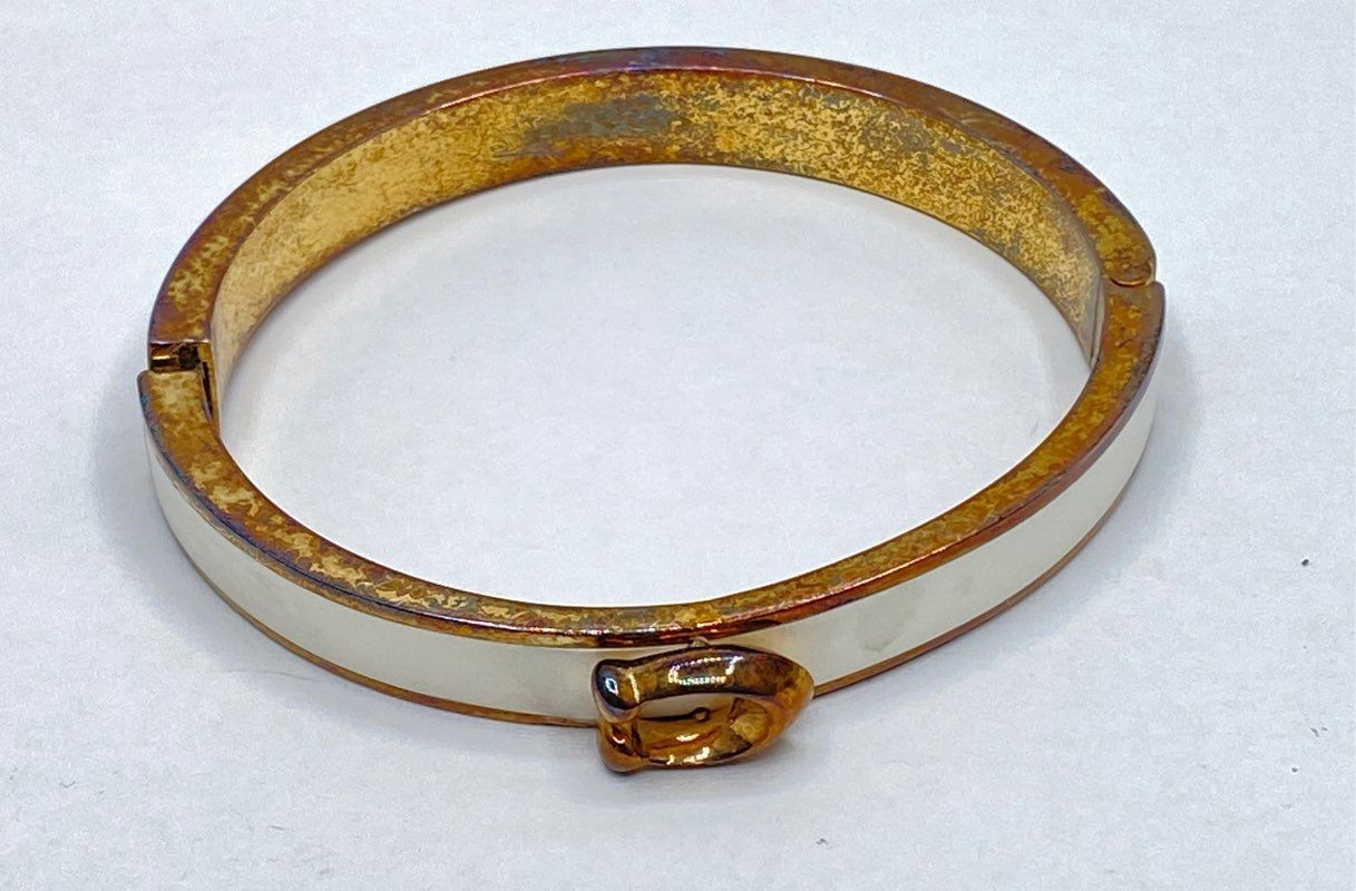 Coach Gold Tone White Enamel Hinged Bangle Bracelet Signature C Logo 6-5/8″