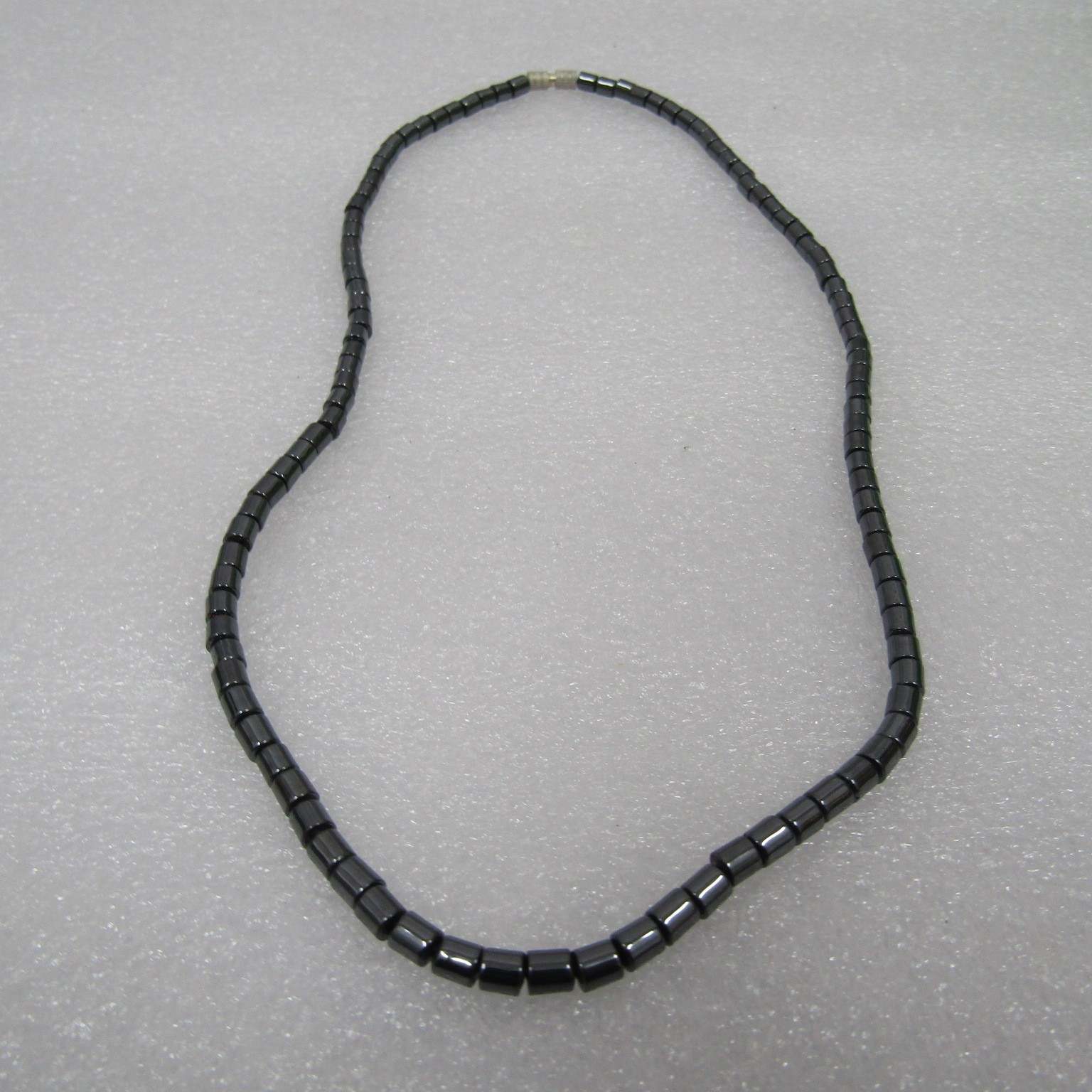 Women’s Jewelry Black Necklace Hematite Beads None Magnetic