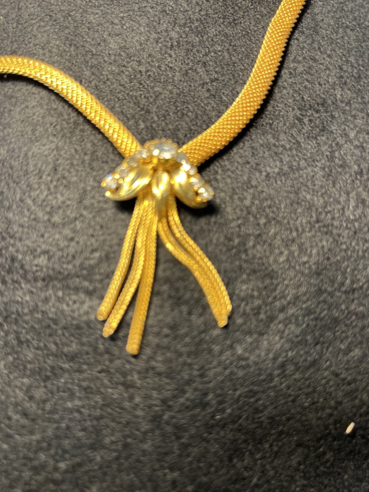 Woman’s Necklace 16”