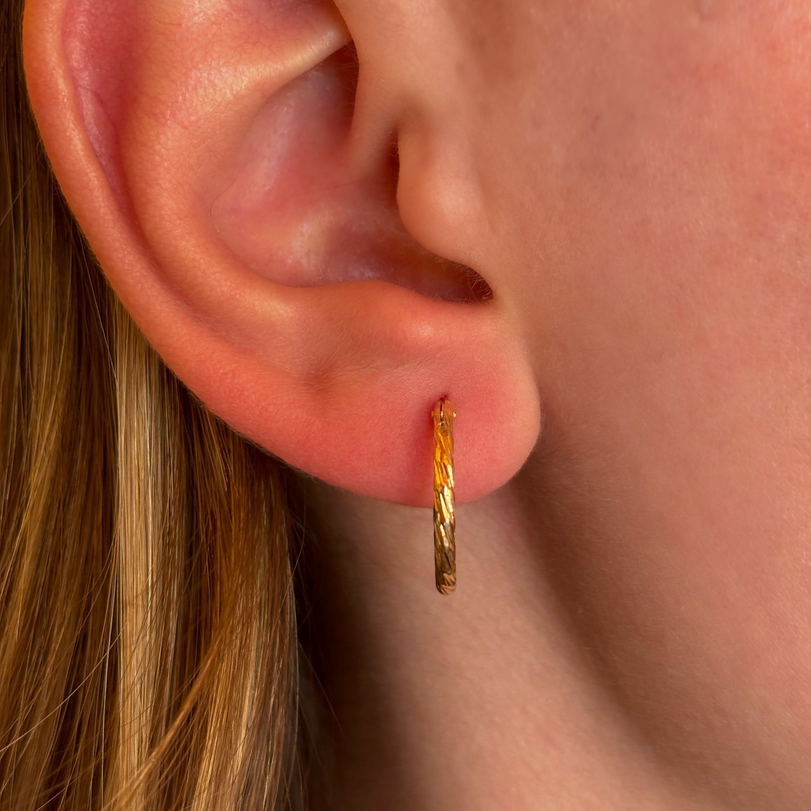 Small 18K Gold Plated Hoop Earrings for Women Girls Hypoallergenic Lightweight