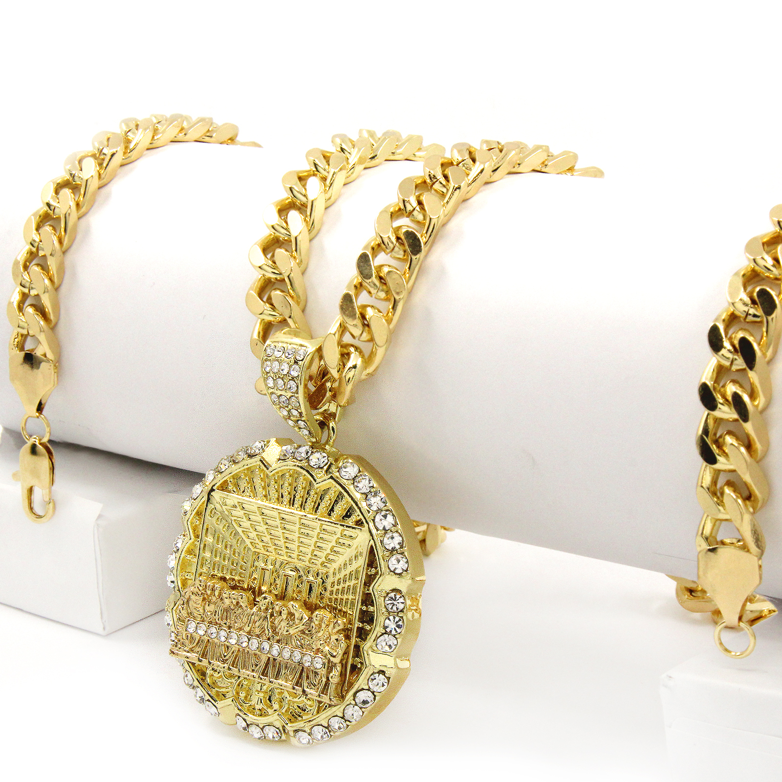 Hip Hop 14k Gold Plated Last Supper Cubic Zirconia Pendant 30″ Cuban Link Chain.