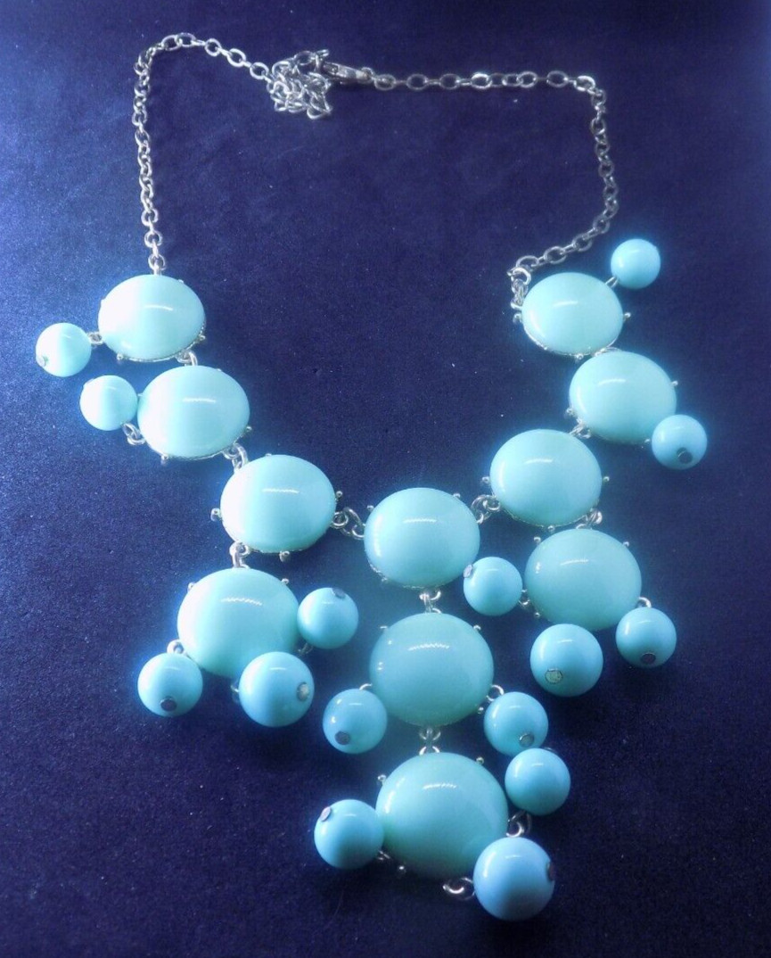 Light Green Mint Cabochons Bib Necklace Statement 19-22 in Gold Tone (327)