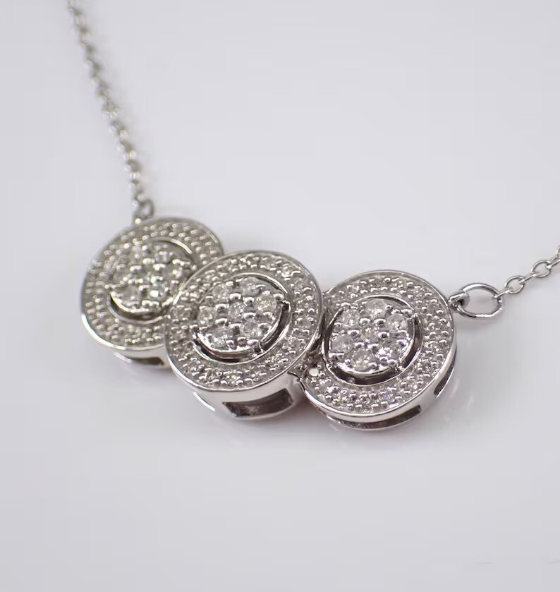 2Ct Round Cut Simulated Diamond Gorgeous Halo Pendant In 14K White Gold Plated