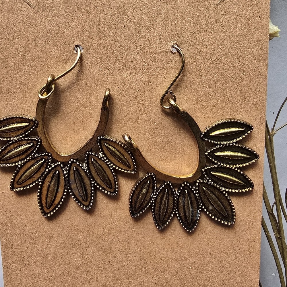 Botanical Leaf Hoop Earrings | Antique Gold Nature Earrings | Boho Garden