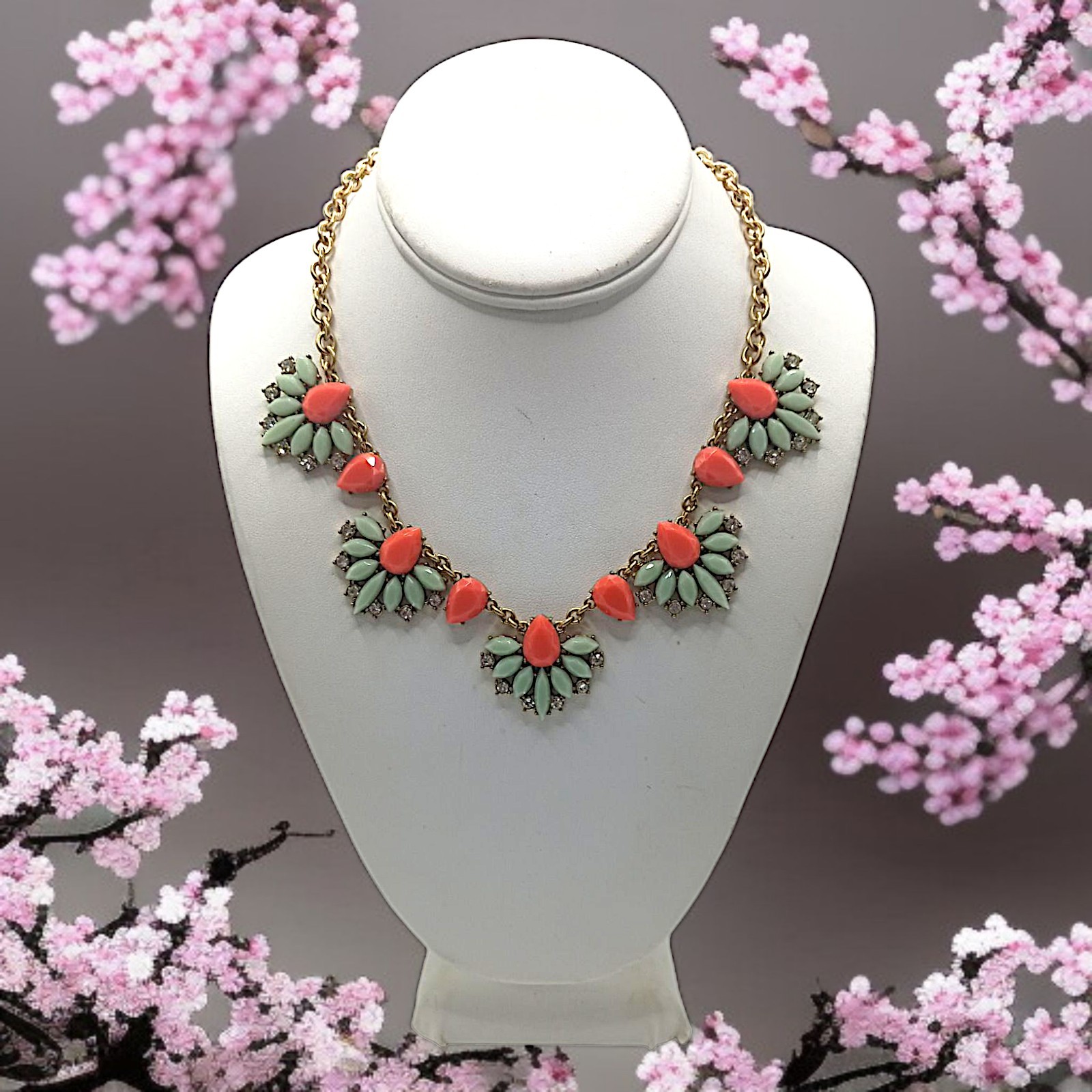 J Crew Statement Cluster Necklace Y2K Rhinestones Gold Tone Coral Mint Colors