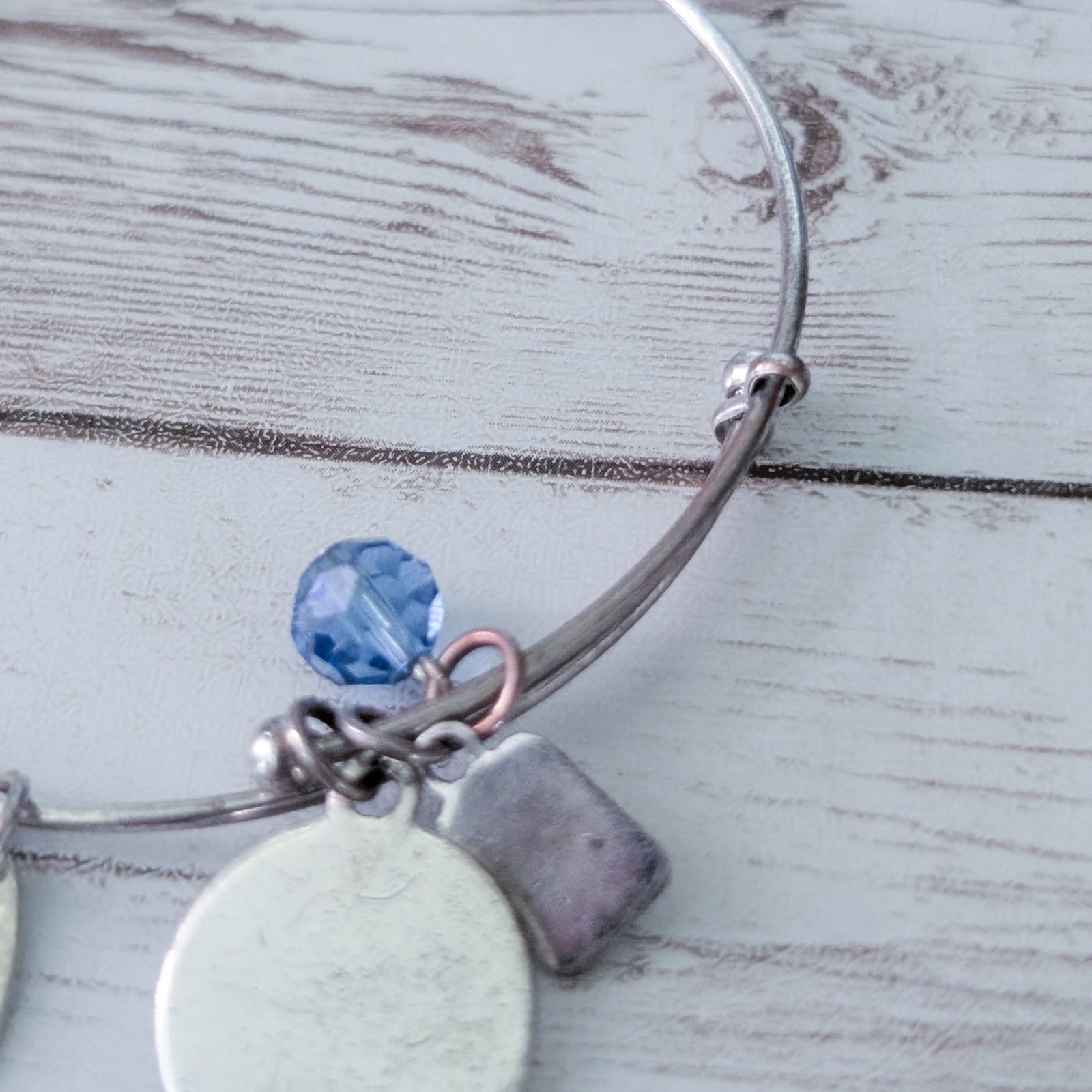 “I Am Blessed” Charm Bracelet – Fair Condition