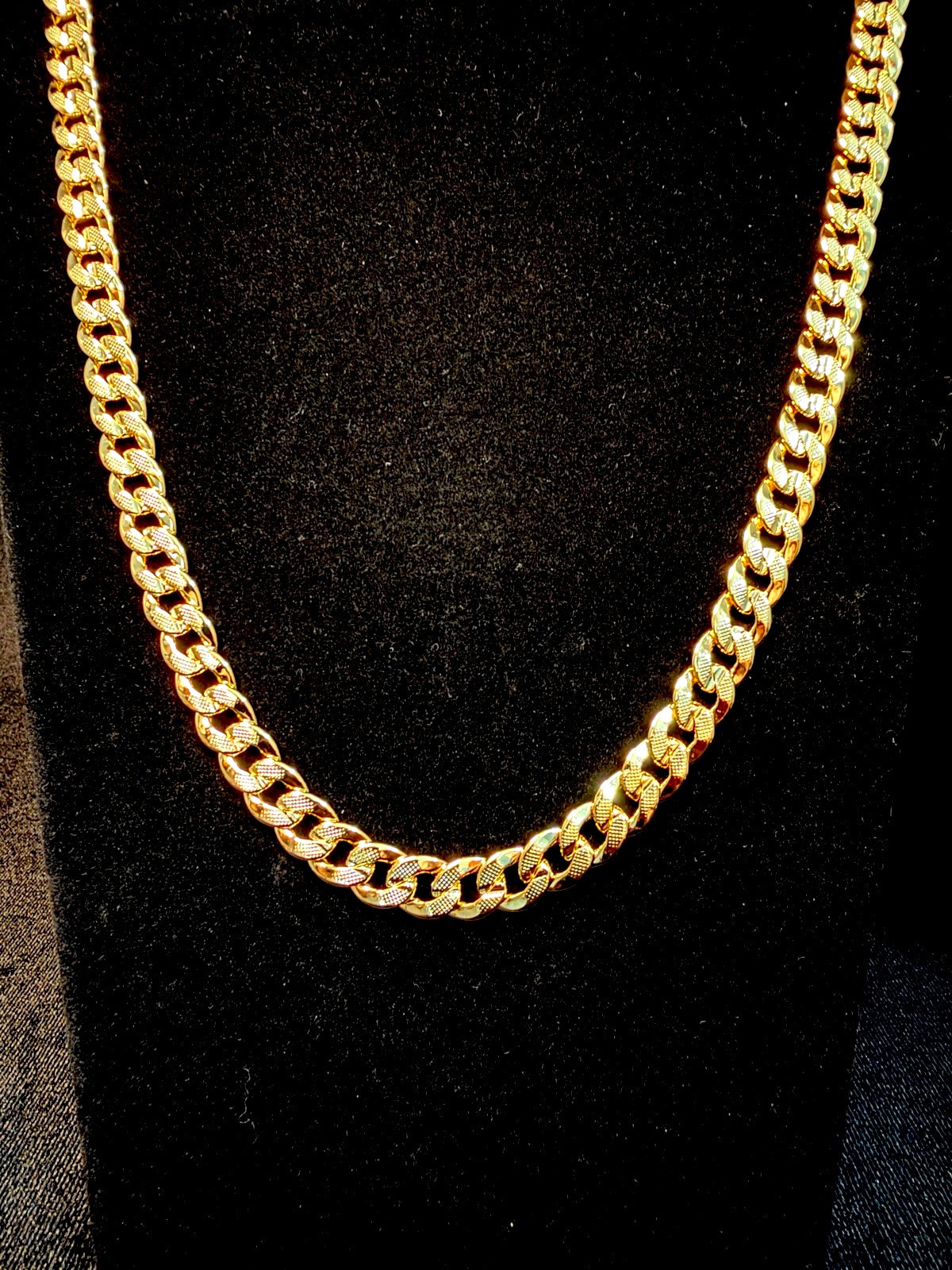 Diamond Cut Concave Cuban Necklace 14K Stamped Gold Filled 24in 9.5MM Brand New