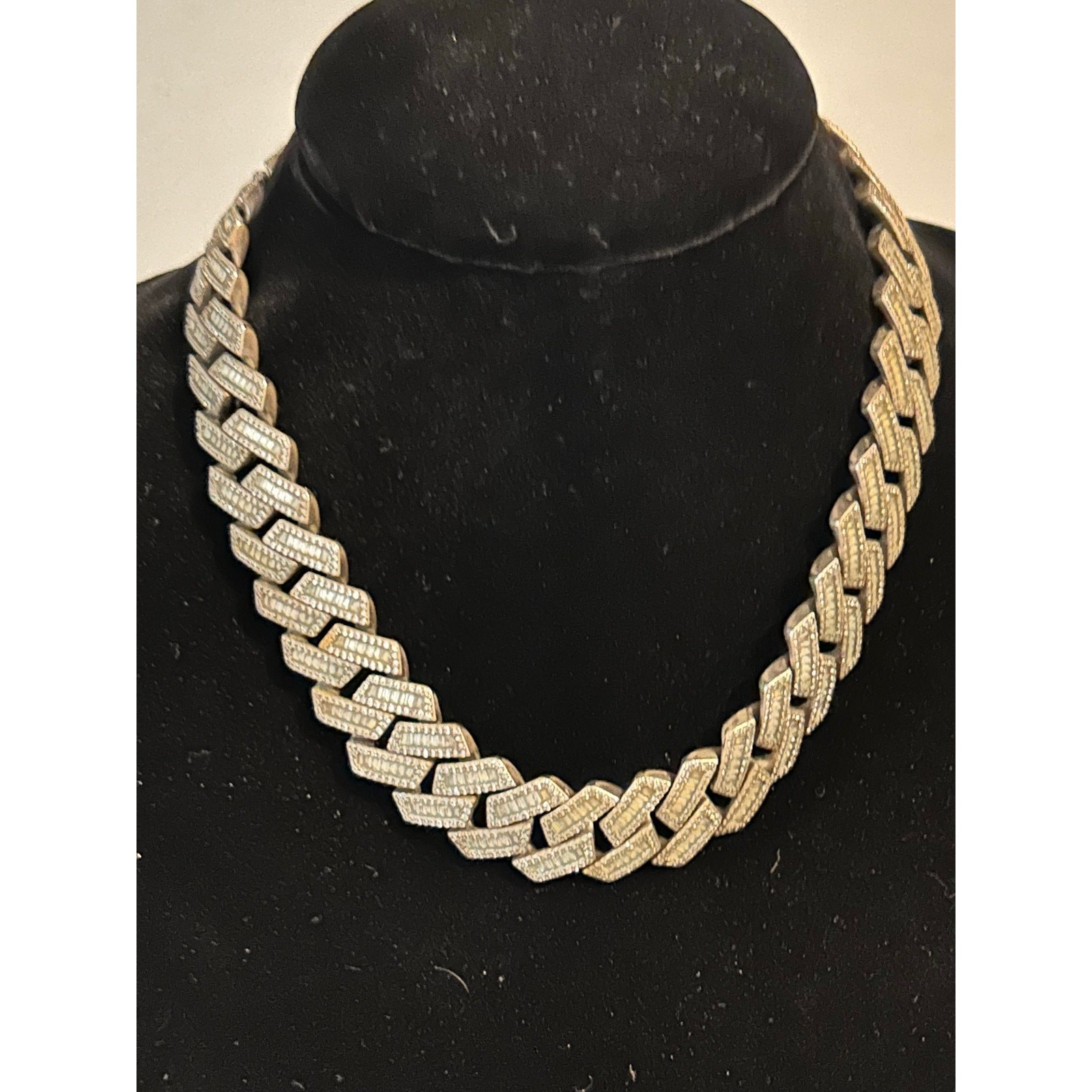 Silver Tone Iced Out Cuban Prong Link Chain Necklace Moissanite