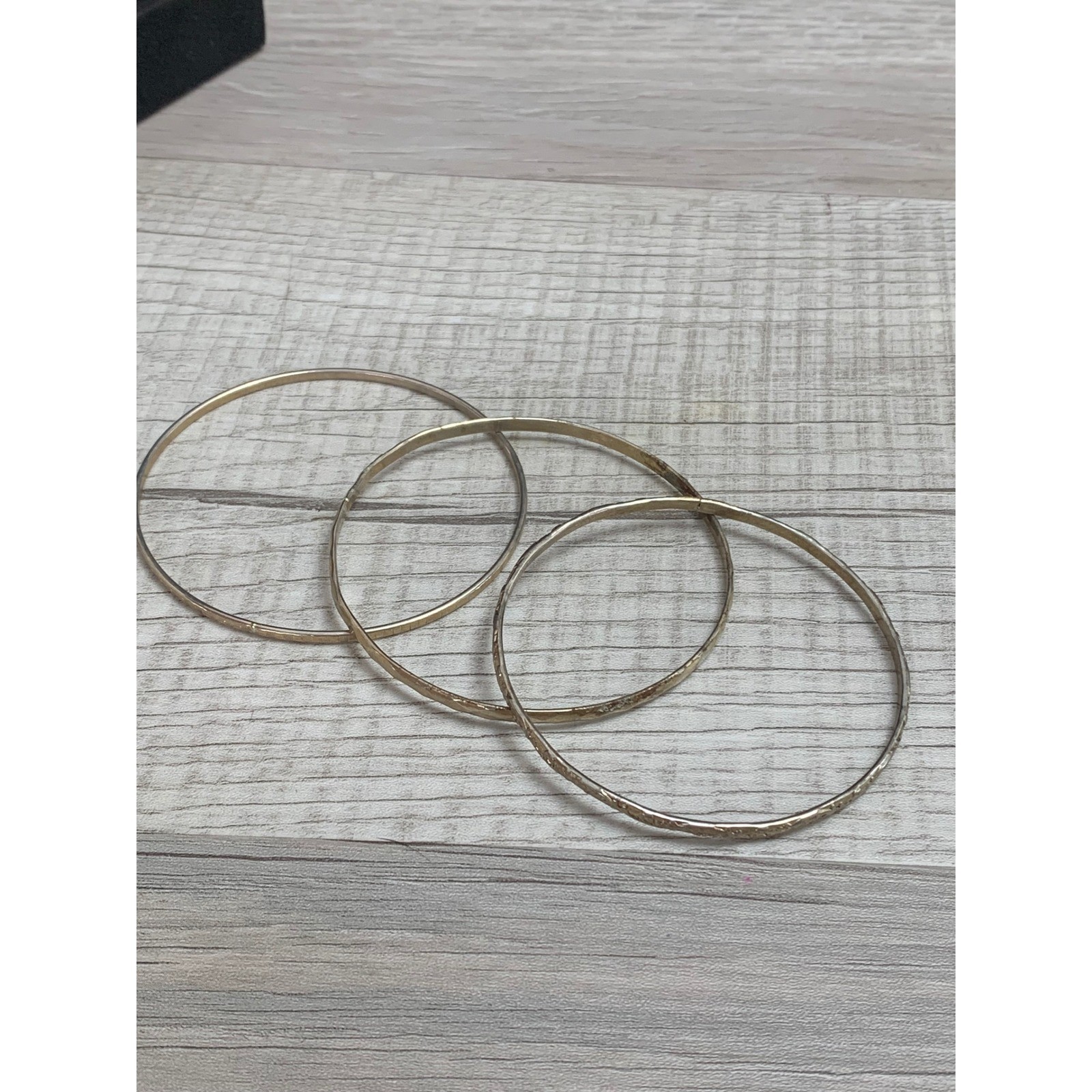 Set of 3 Gold Tone Textured Bangle Bracelets Diamond Cut Etched Stackable 6in