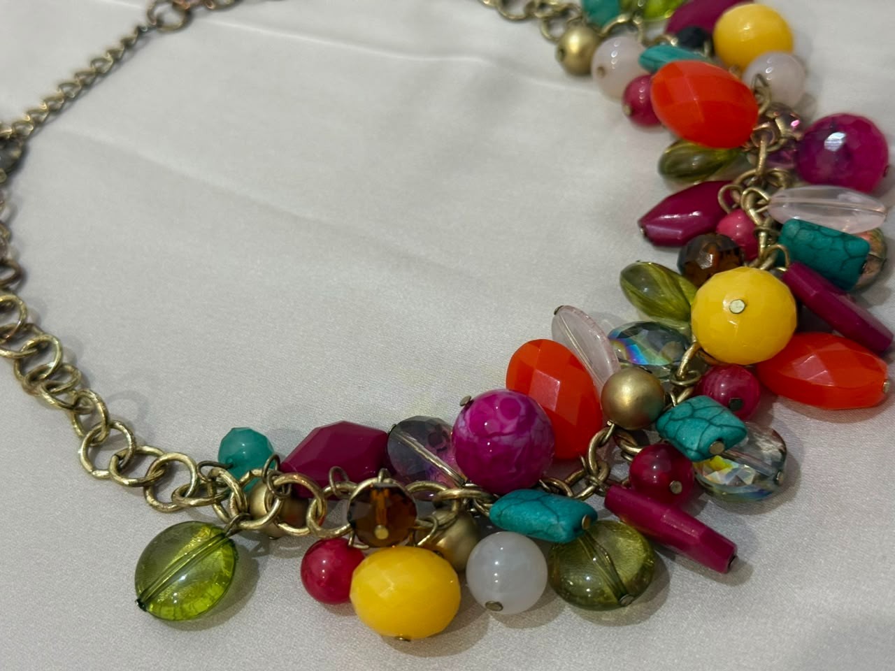 Vintage Style Colorful Beaded Statement Necklace Gold Tone Fashion Jewelry