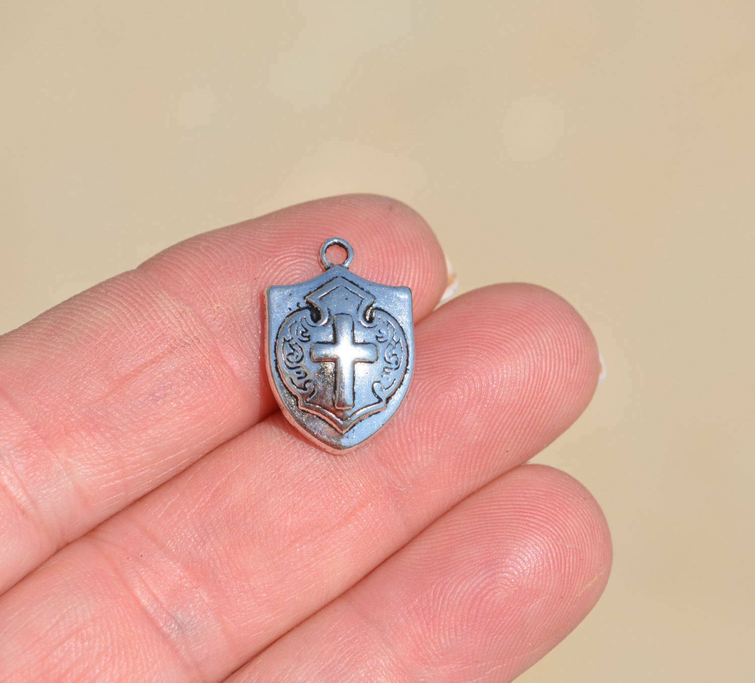 MEDIEVAL CHRISTIAN SHIELD CROSS CRUSADE Charm 925 Sterling Silver 18″ necklace