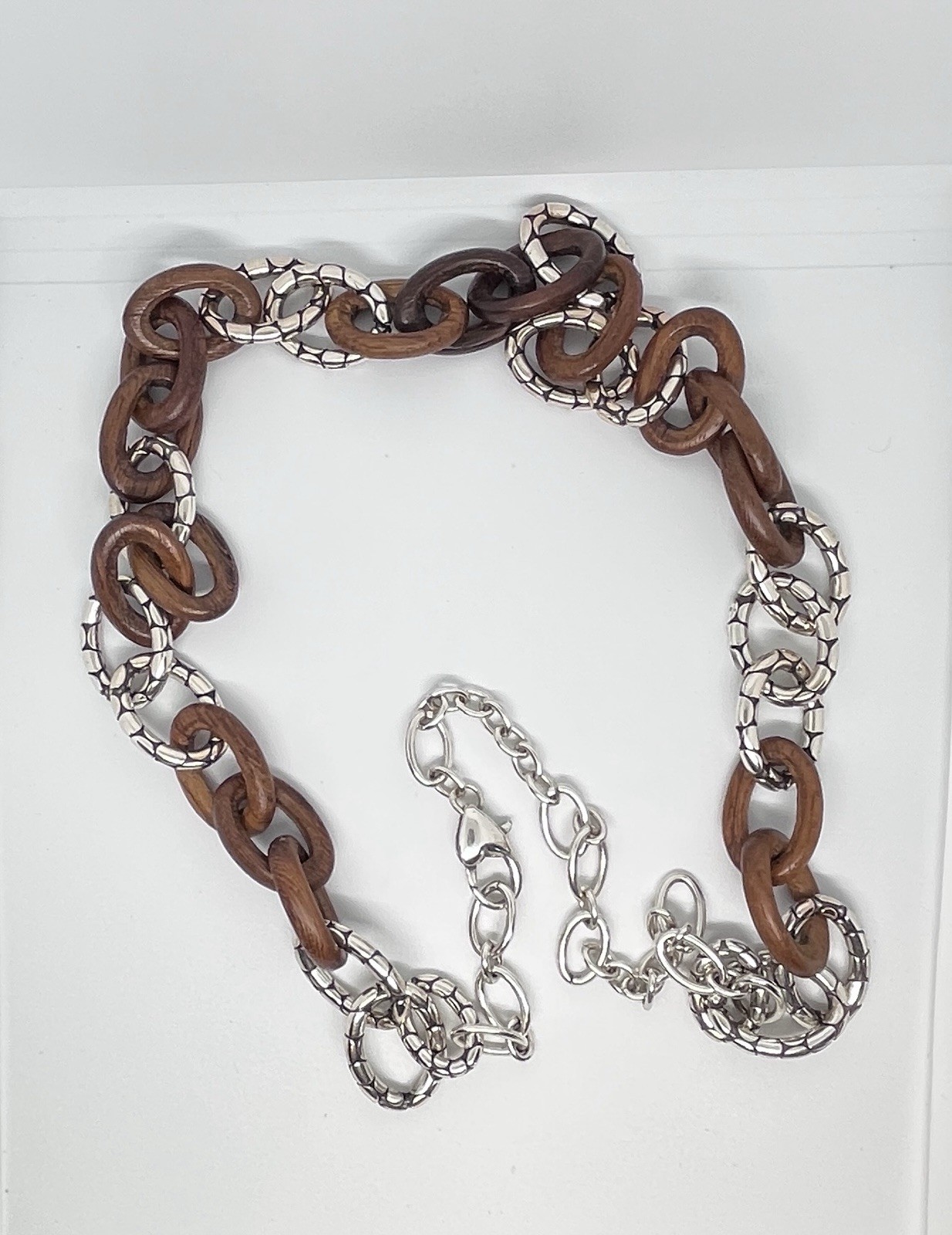 Retired Brighton Brown Wood & Silver Tone pebble Link Chain Necklace Clasp Adj