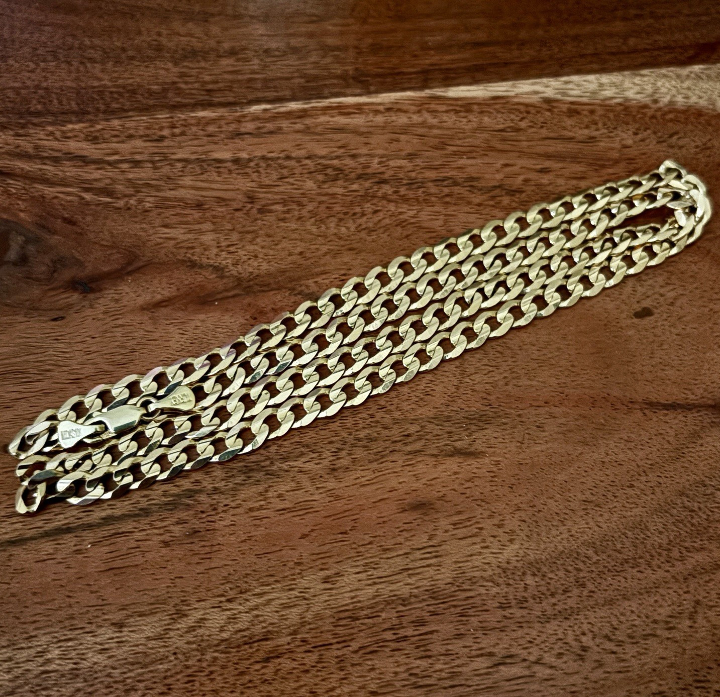 22’’ Solid 10K Gold Curb Link Chain Necklace, Turkey Marked, 21.5 grams