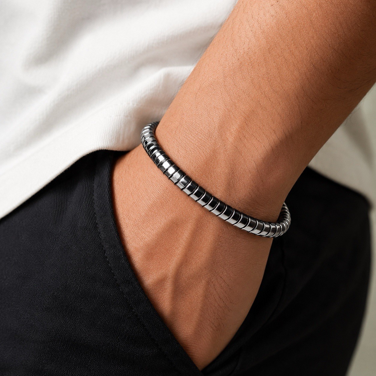 Couple-Magnetic Therapy Hematite Bracelet 8mm Beads for Men and Women