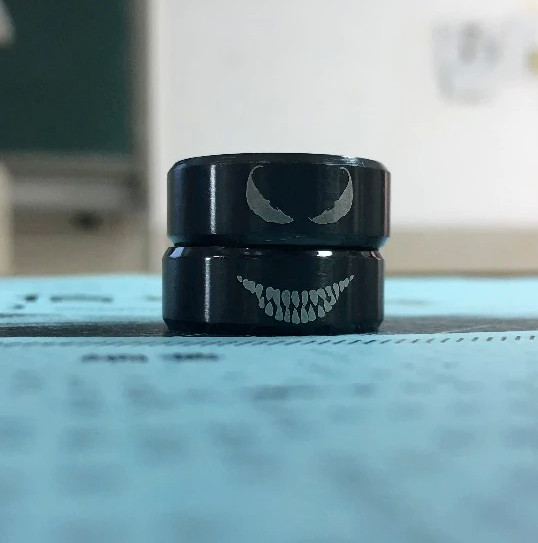 Marvel’s Venom Double Sided Stainless Steel Cosplay Costume Ring Assort. Sizes