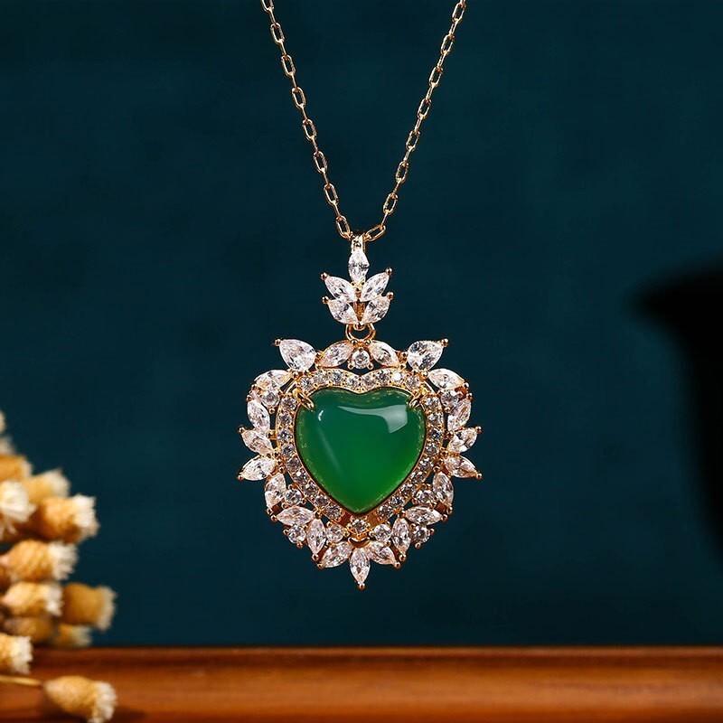 Women’s Green Jade Heart Halo Pendant Necklace 18K Gold Plated Crystal Chain