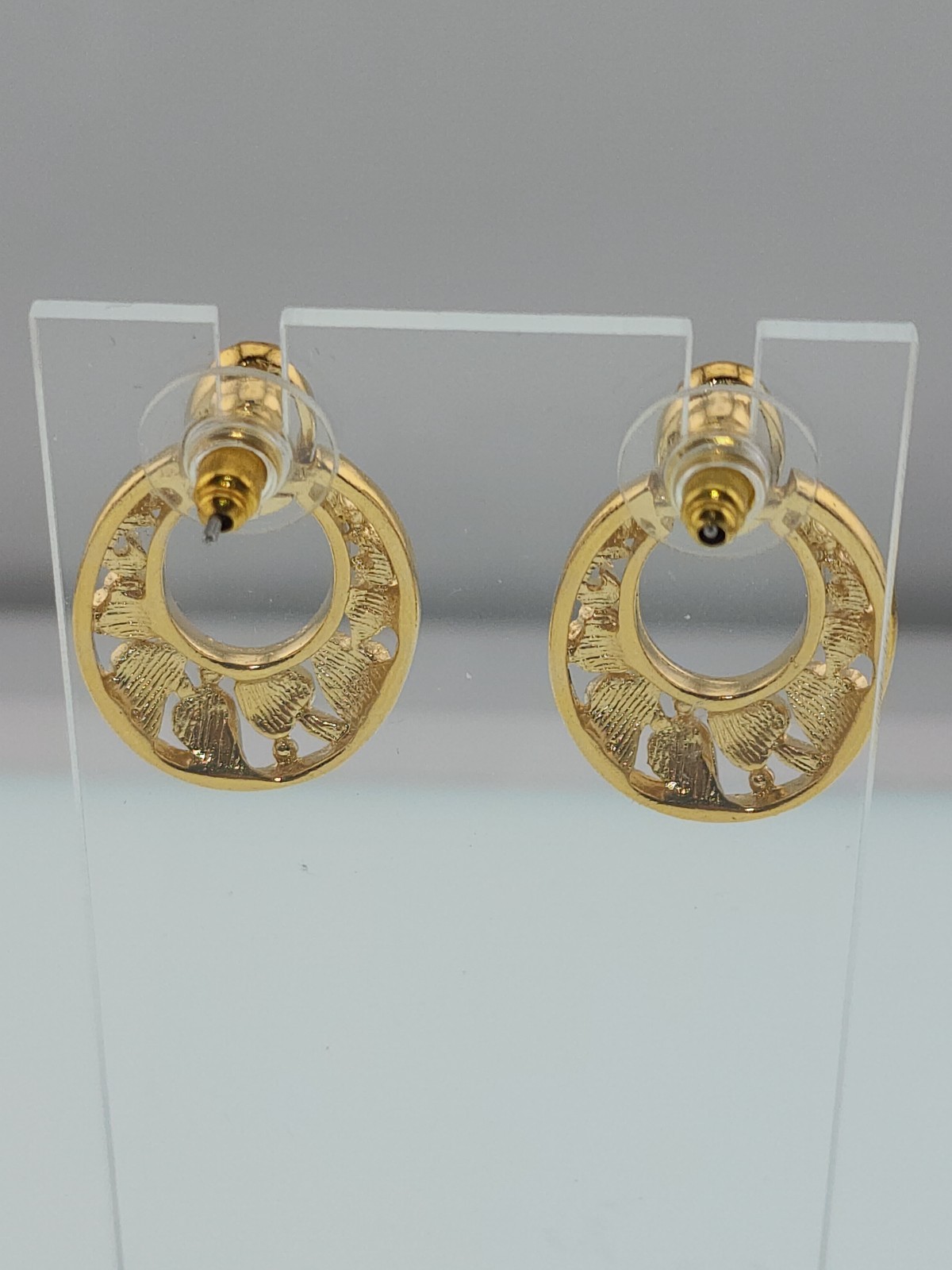 Gold Tone Dangle Drop Filigree Design Post Back Earrings