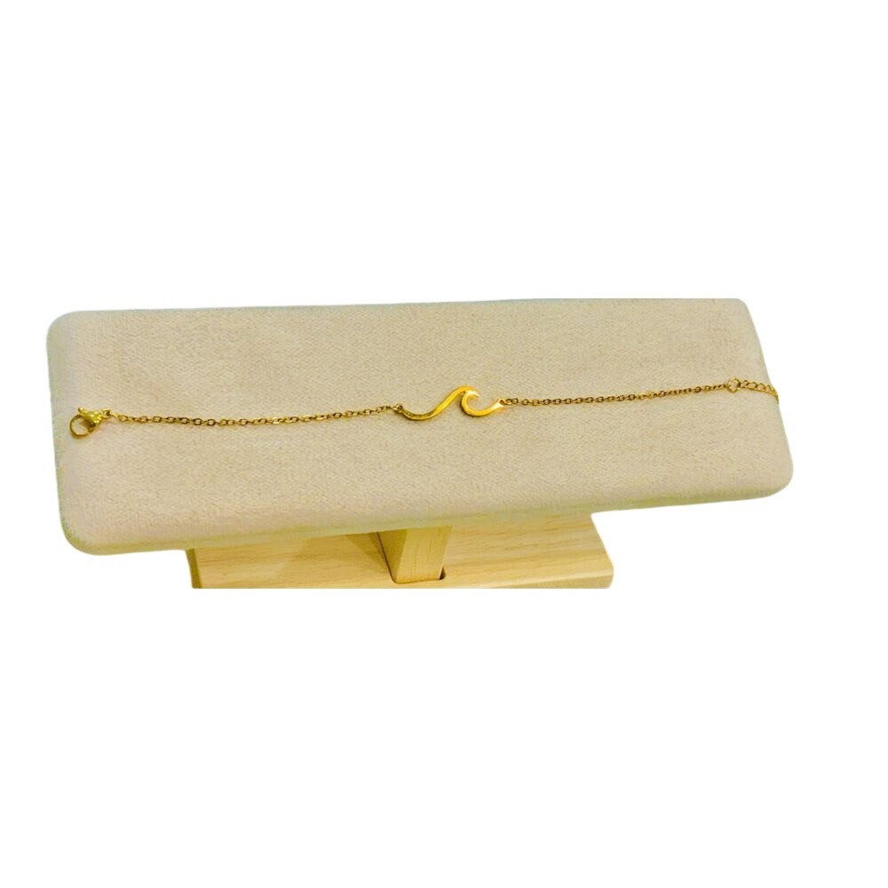 14k Gold Overlay Wave Bracelet – Minimalist Ocean-Inspired Jewelry 7.5 inches