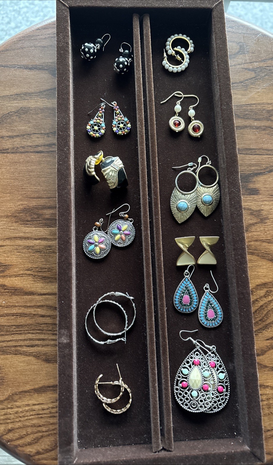 Lot of 12 Pairs Pierced Earrings Random As Shown Lot #1717