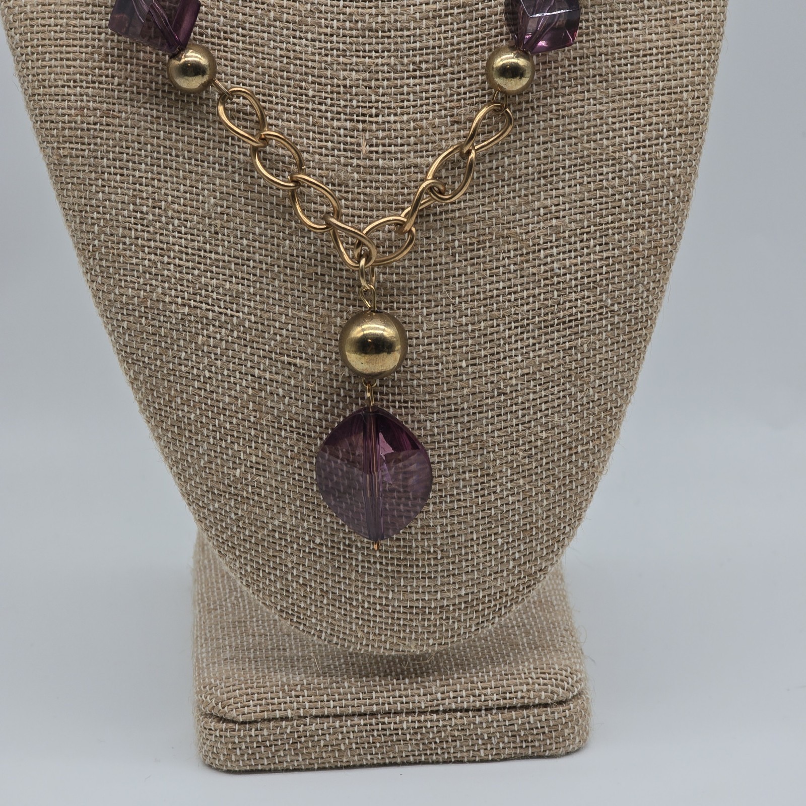 Purple Faceted Geometric Beaded Single Strand 36″ Necklace Gold Tone Chain Beads