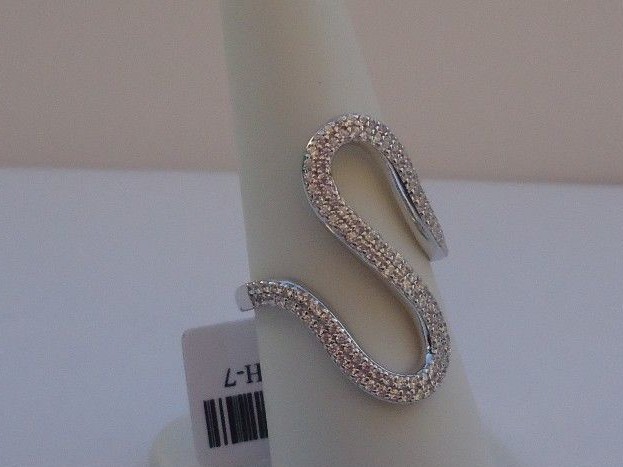 925 STERLING SILVER DESIGNERS RING W/ 2 CT LAB SIMULATED DIAMONDS /SIZE 6,7,8,9