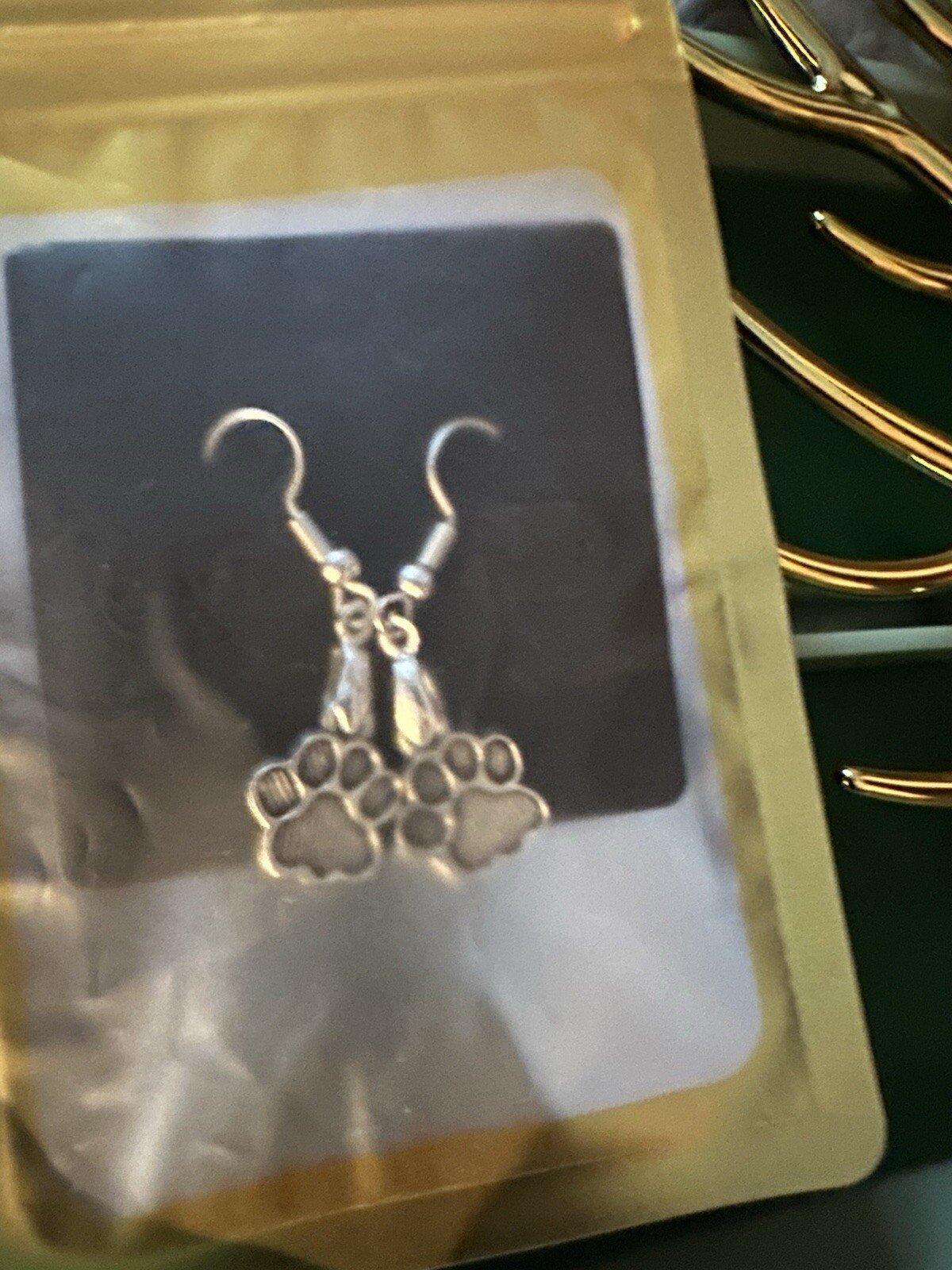 ALLOY-BEAR-PAW-CHARM