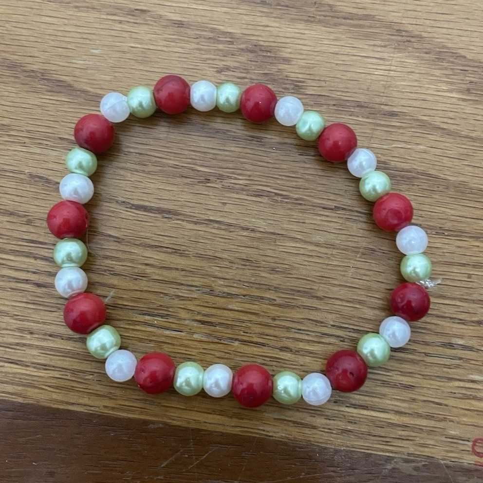 HMADE Red & White Round Glass Beaded Stretch Stackable Bracelet, No Closure