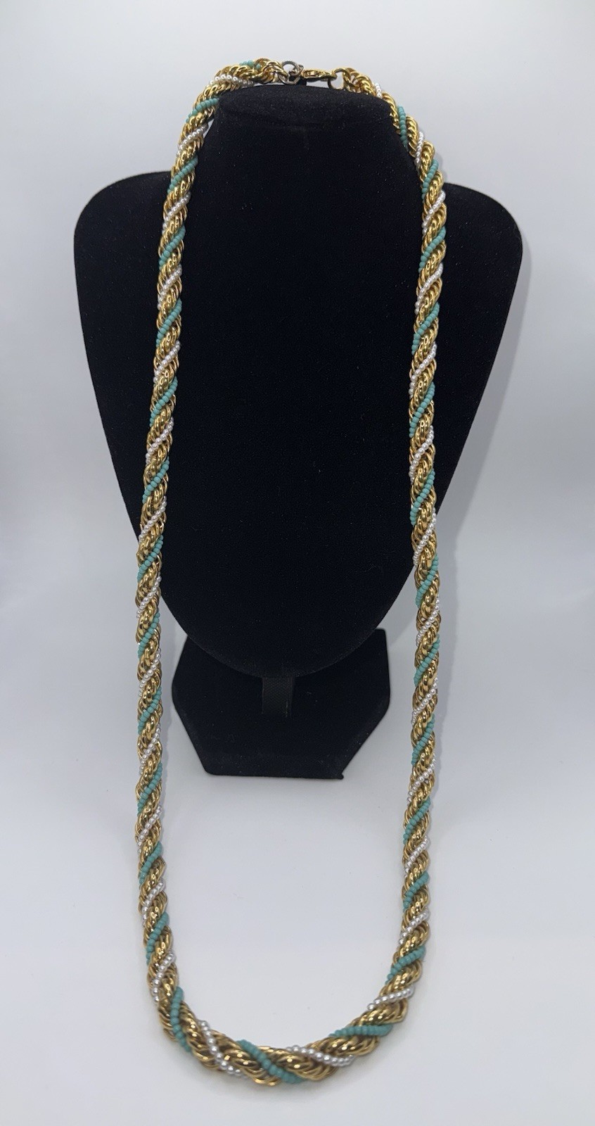 Avon Gold Tone Rope Chain Layered Beaded Necklace Turquoise White Signed