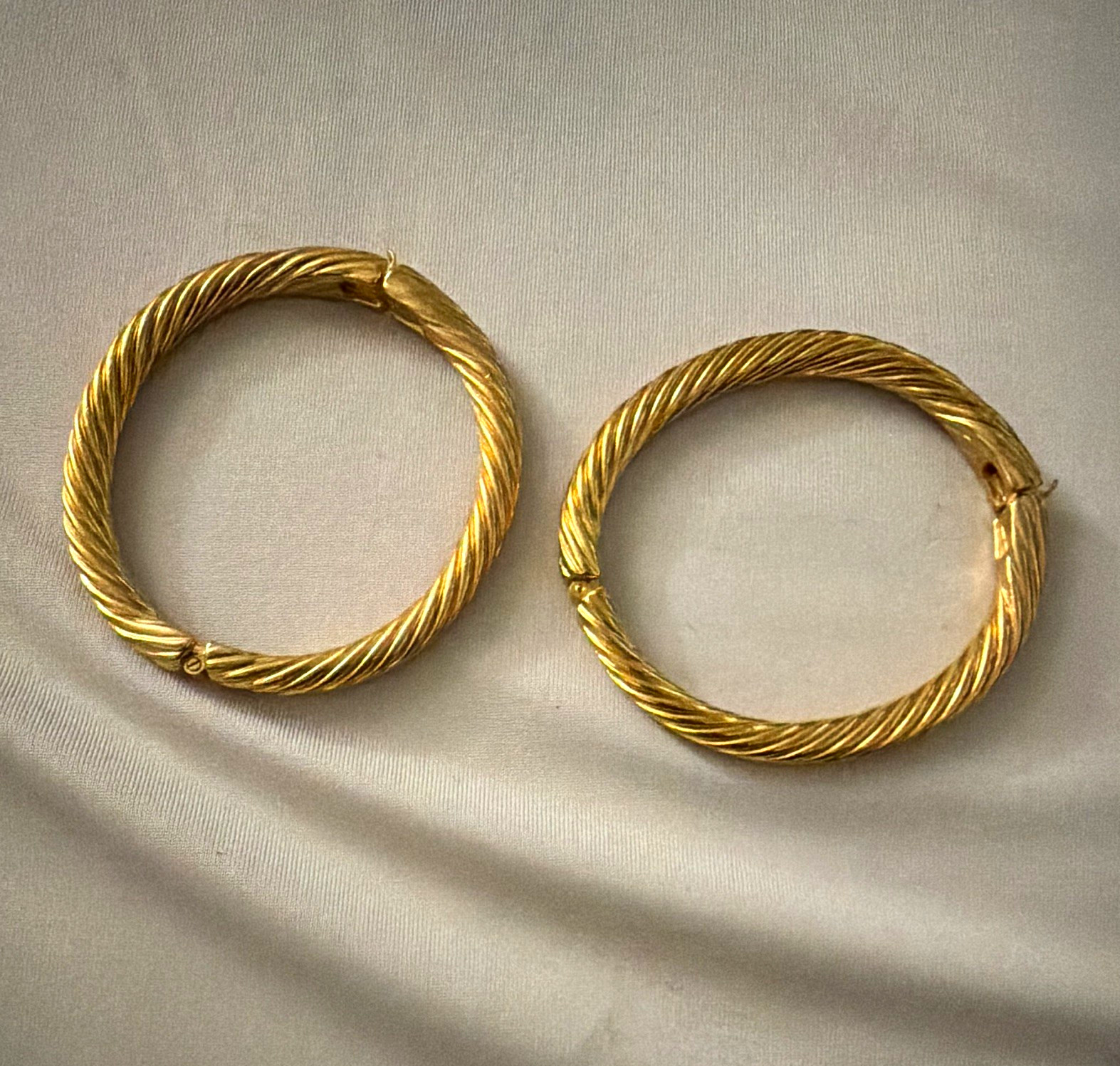 Vintage Gold Tone Twisted Cable Bangle Bracelets – Heavy Rope Cuff Set of 2