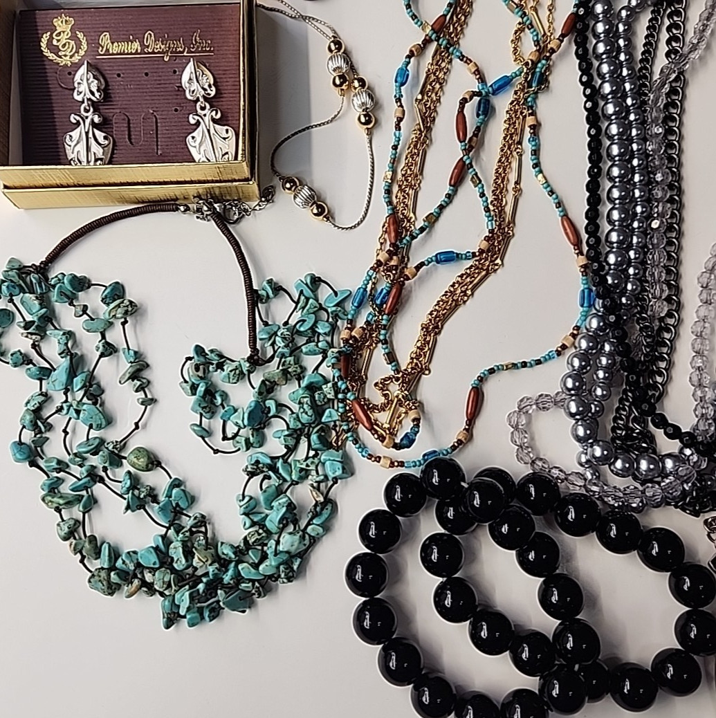 Premier Designs Beaded Necklace Bracelet Earrings Lot of 15 Multicolor Layered