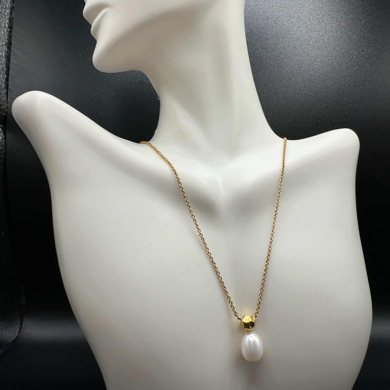 Baroque Charm Pearl Gold-tone Necklace | Giftable, New | Saint Agnes Accesories