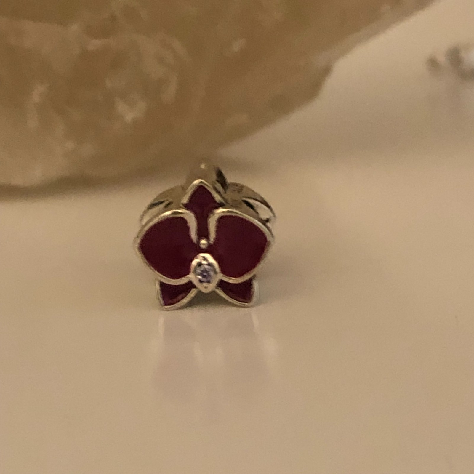 Radiant Orchid Enamel Purple Charm Bead 792074EN69