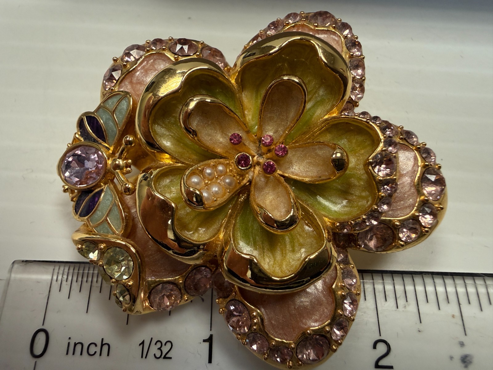 Jay Strongwater – Spring Blossoms Flower w/ Bumblebee Enamel & Crystal Brooch