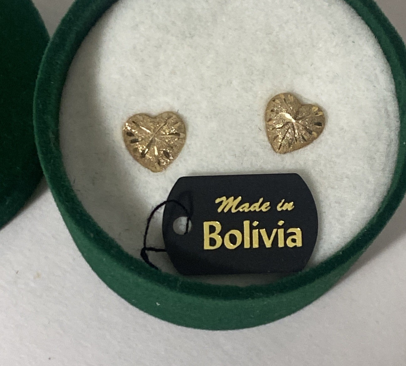 JCM 14k Yellow Gold Diamond Cut Heart Stud Earrings