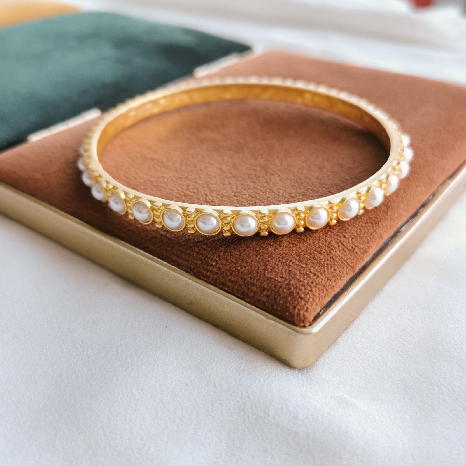 Julie Vos Gold Pearl Bangle