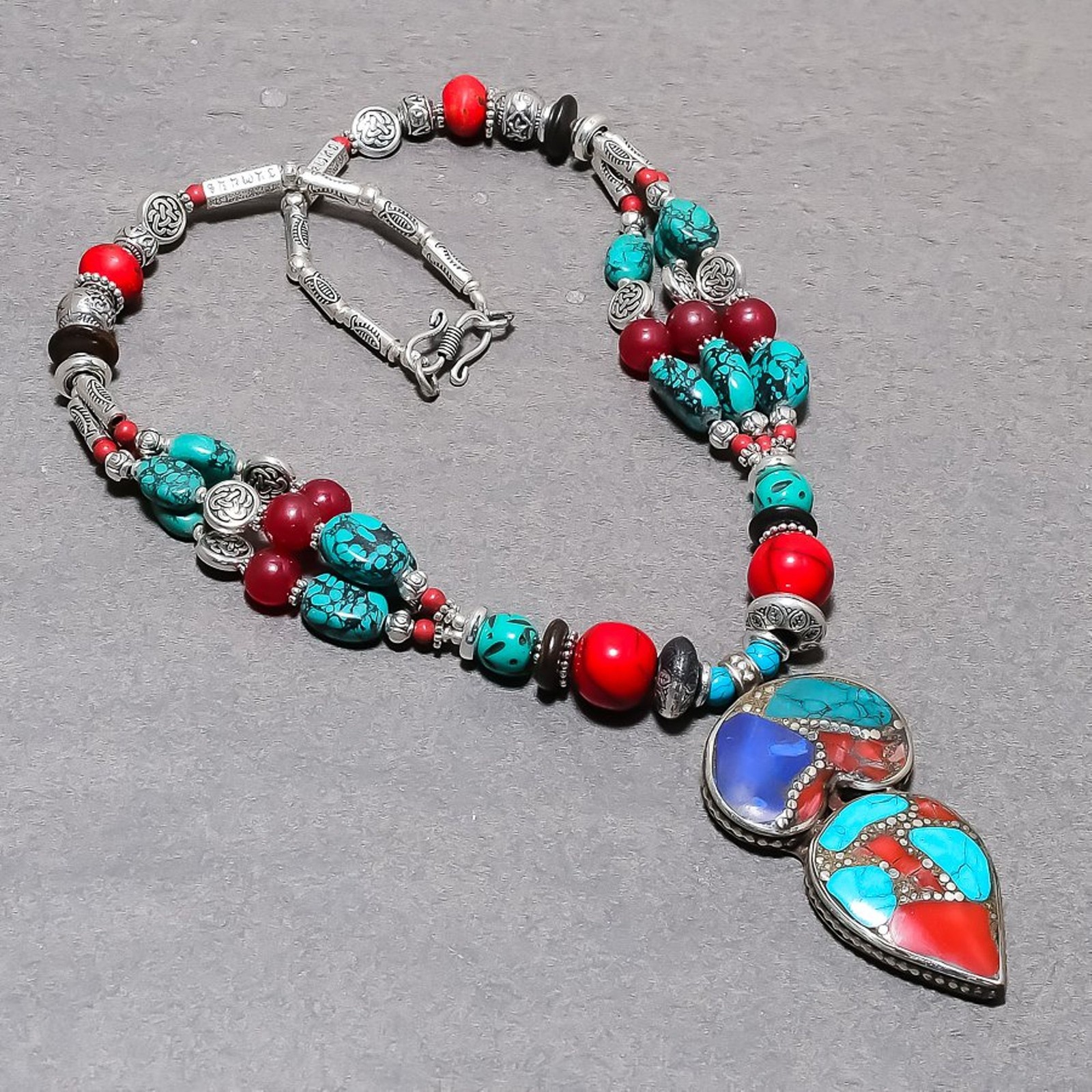 Coral Tibetan Turquoise Lapis lazuli Handmade Vintage Nepali Necklace 18″ SR 848