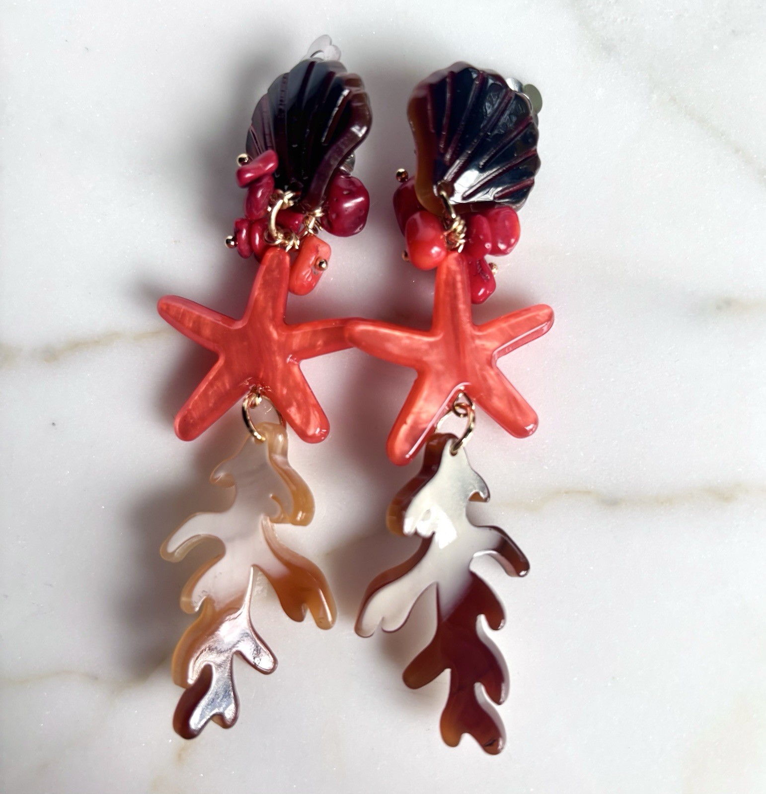 SUMMER RESIN SEASHELL STARFISH CORAL CLIP ON DANGLE CHARM EARRINGS NEW 3.5 In