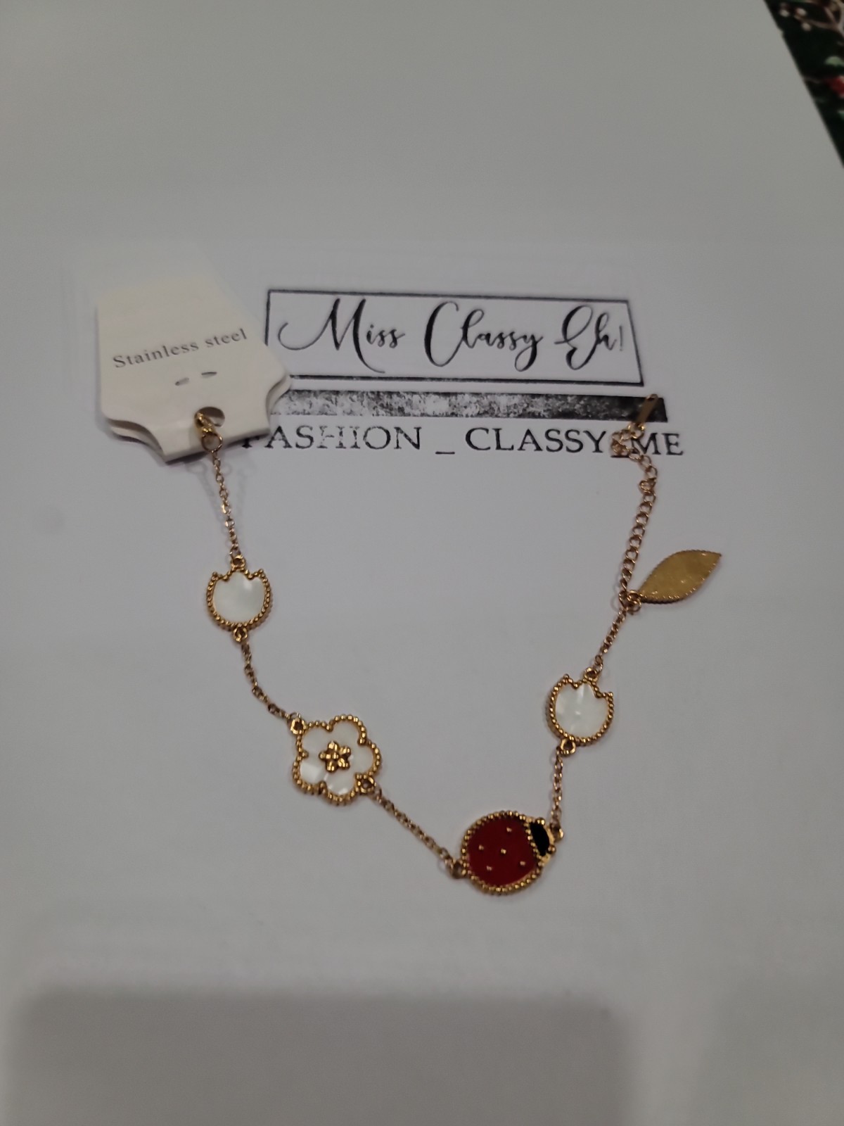 NEW SINGLE SIDED FLOWER BRACELET